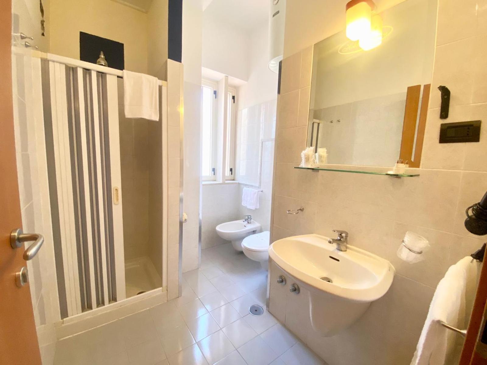 פראייה א מארה Hotel Praja Mare מראה חיצוני תמונה