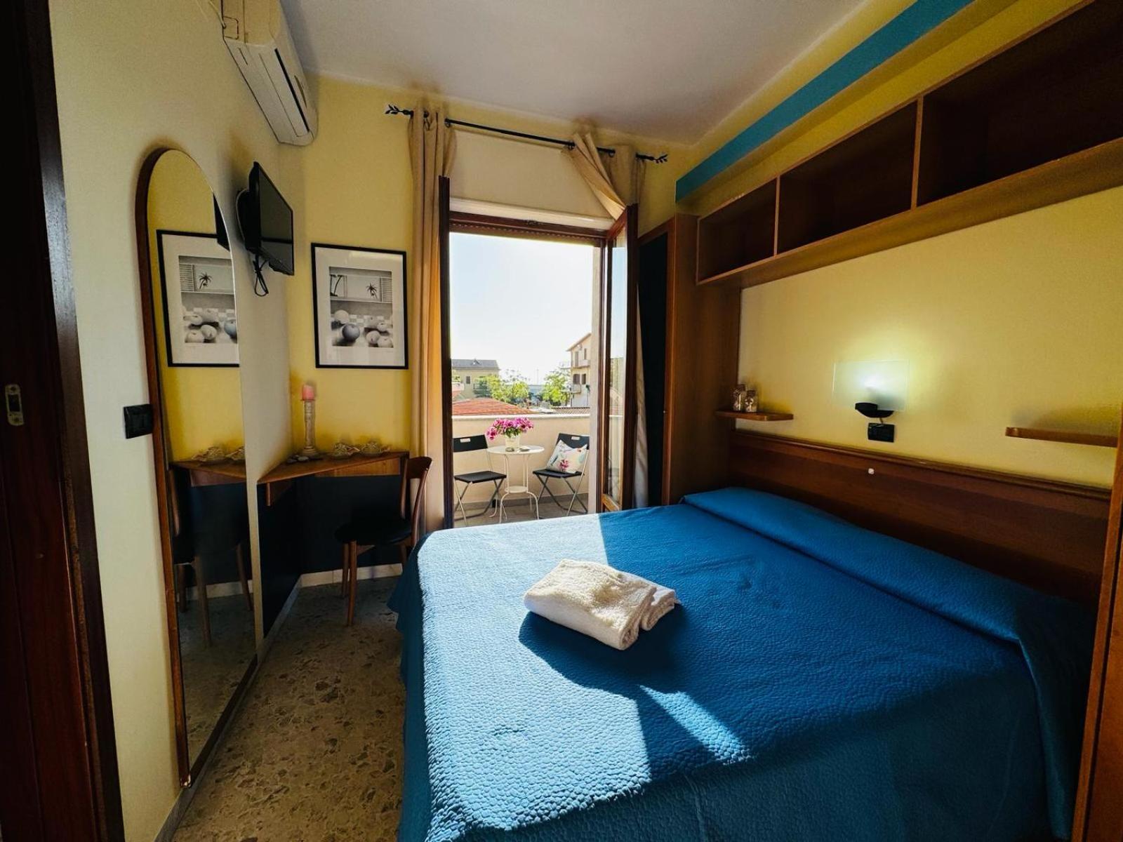 פראייה א מארה Hotel Praja Mare מראה חיצוני תמונה